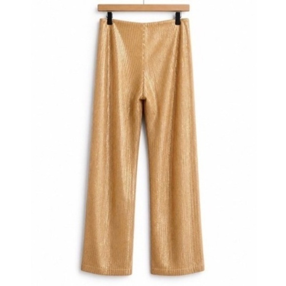 Holiday-Ready Gold Metallic Wide-Leg Pants - Picture 3 of 5